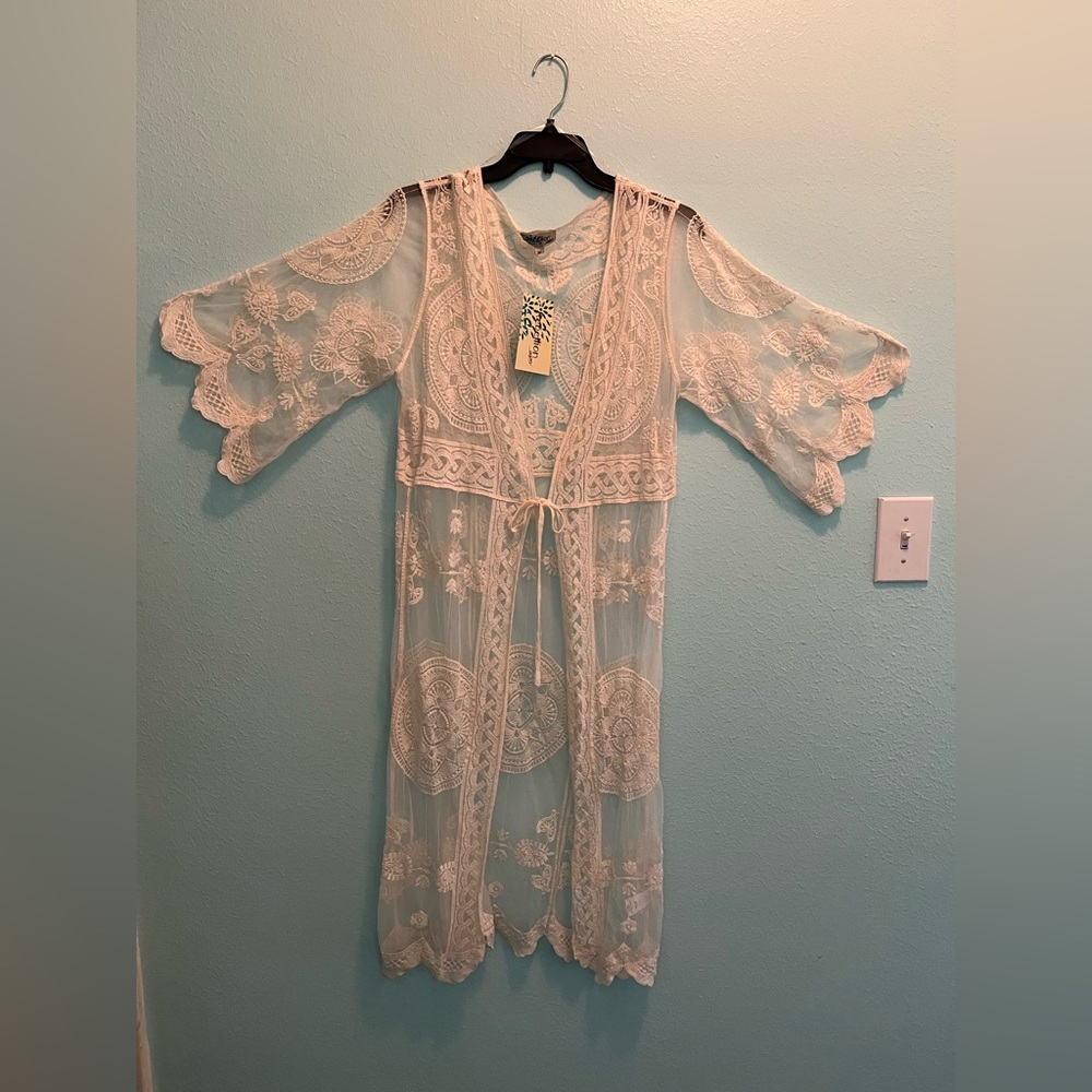 Rebellion Lace Duster M NWT